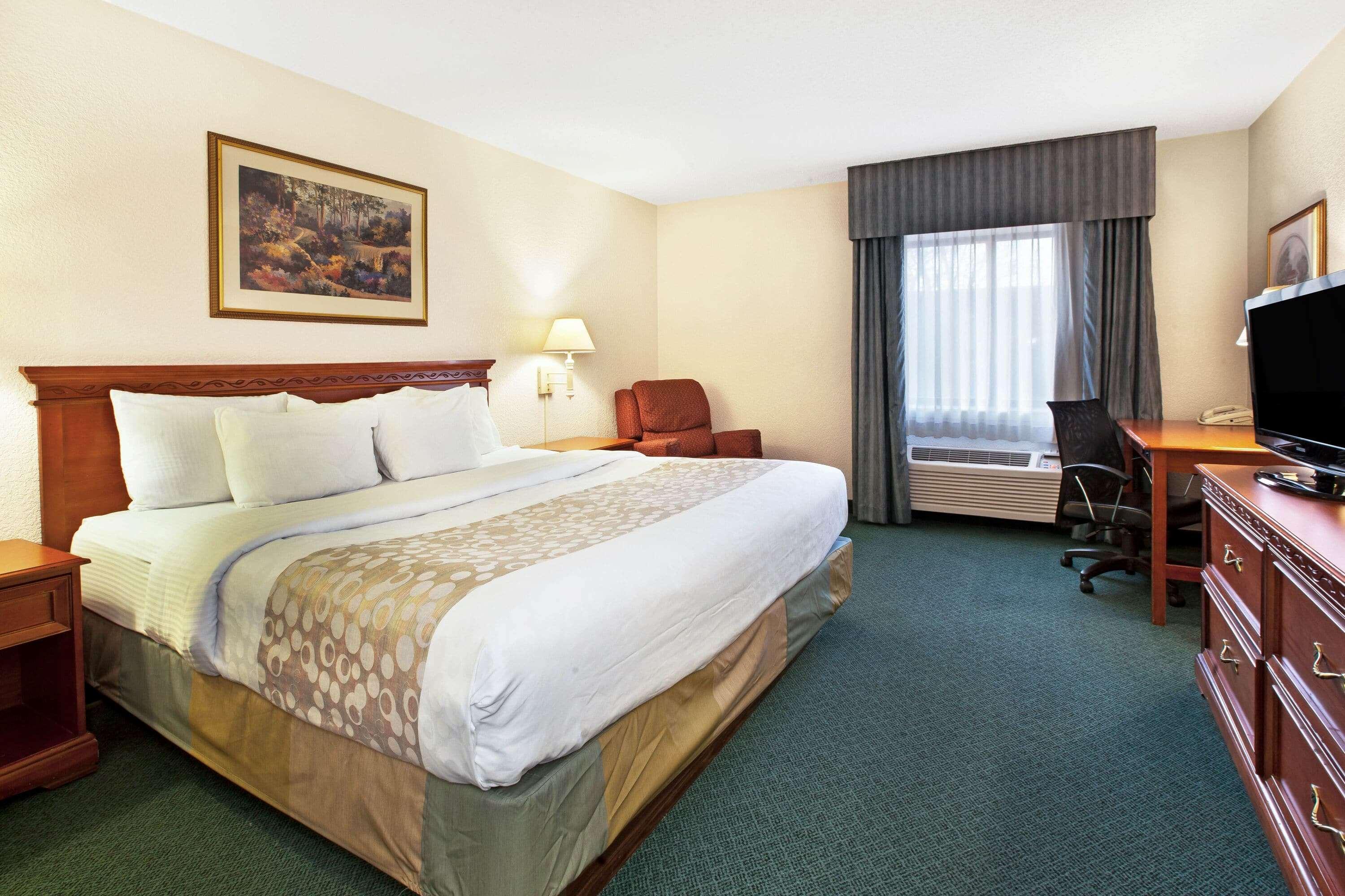 La Quinta Inn By Wyndham Detroit Canton Εξωτερικό φωτογραφία