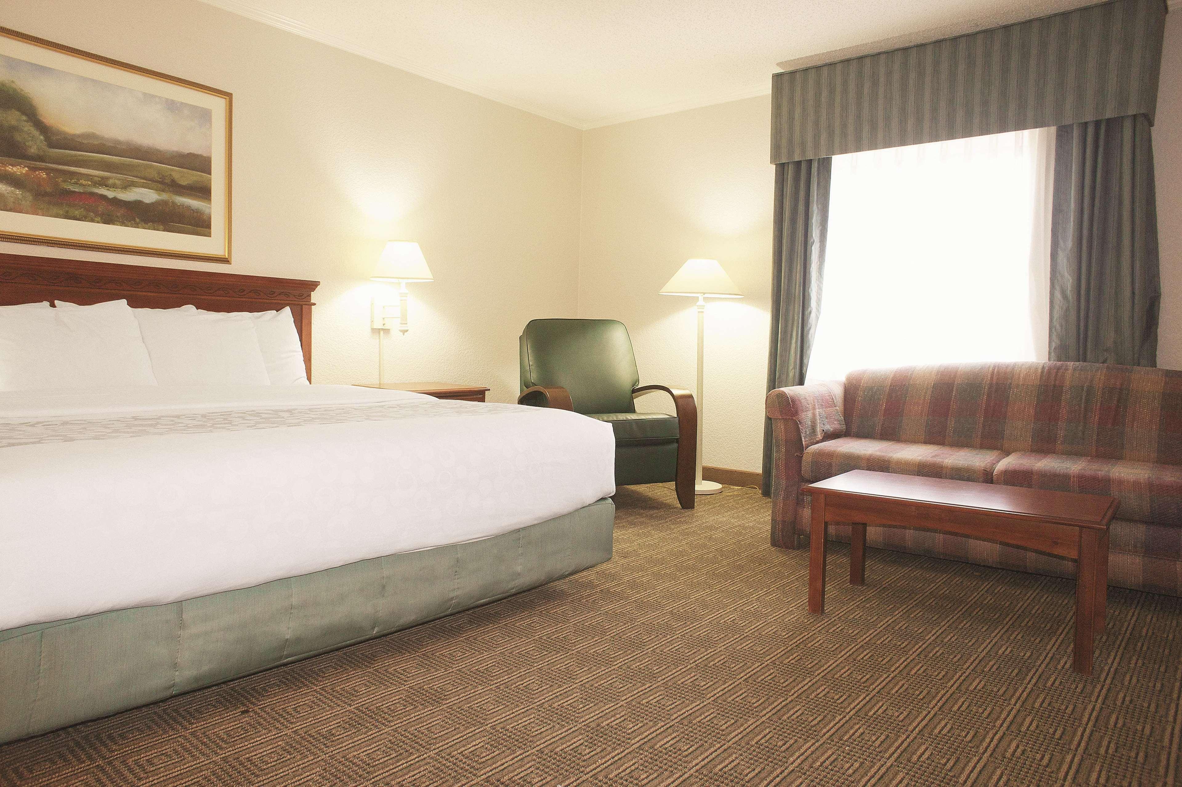 La Quinta Inn By Wyndham Detroit Canton Εξωτερικό φωτογραφία