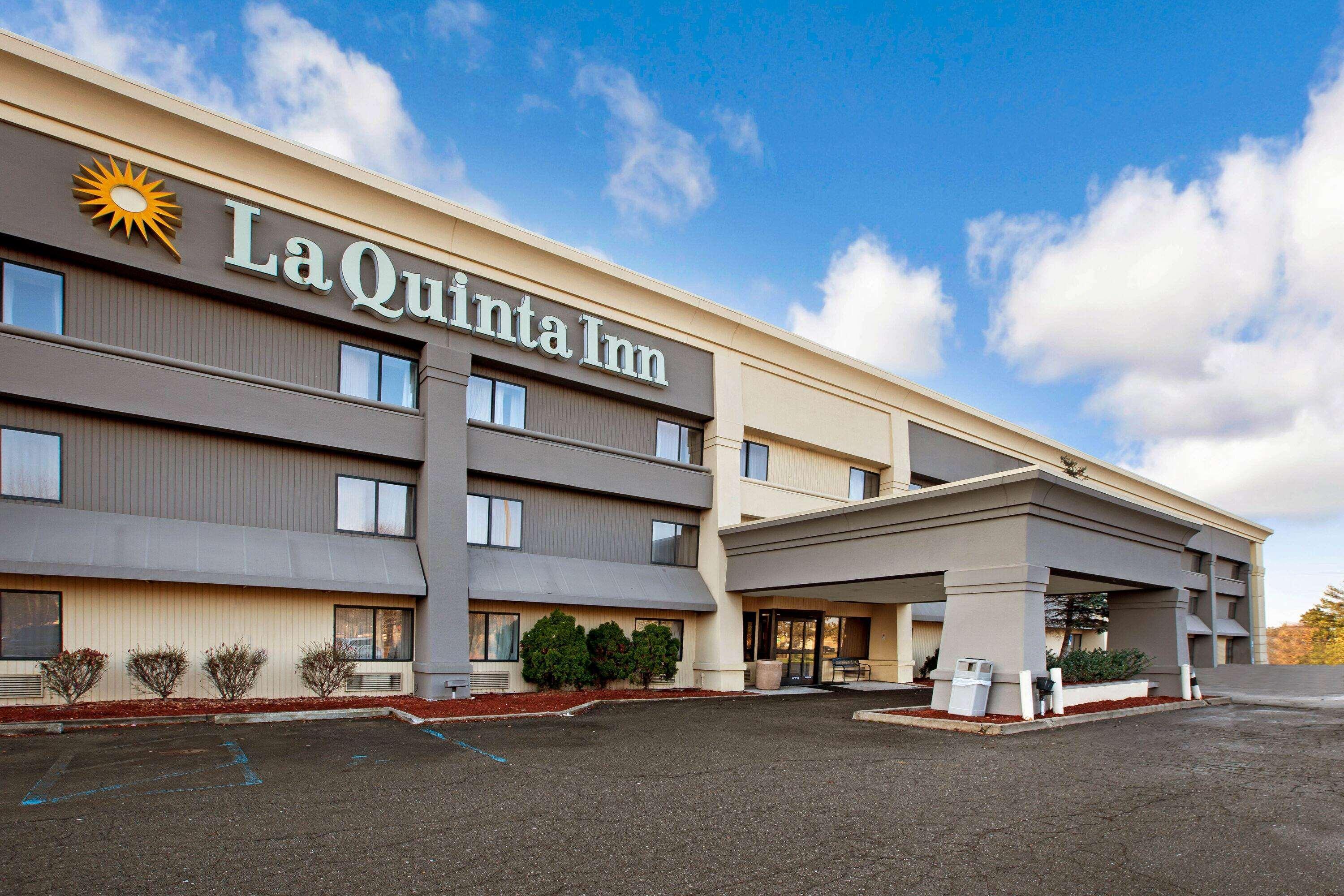 La Quinta Inn By Wyndham Detroit Canton Εξωτερικό φωτογραφία