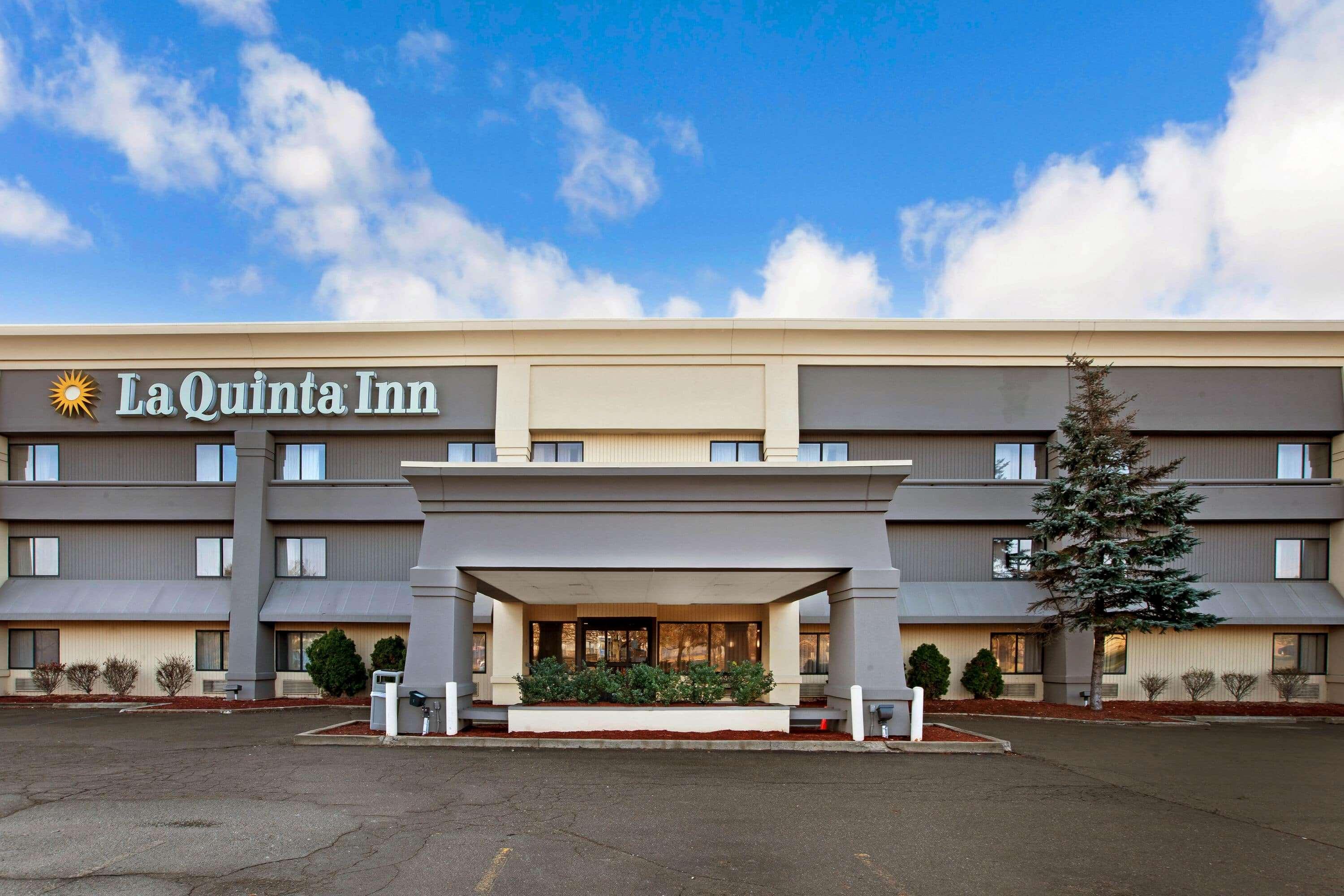 La Quinta Inn By Wyndham Detroit Canton Εξωτερικό φωτογραφία