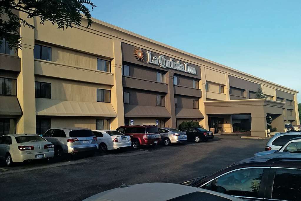 La Quinta Inn By Wyndham Detroit Canton Εξωτερικό φωτογραφία